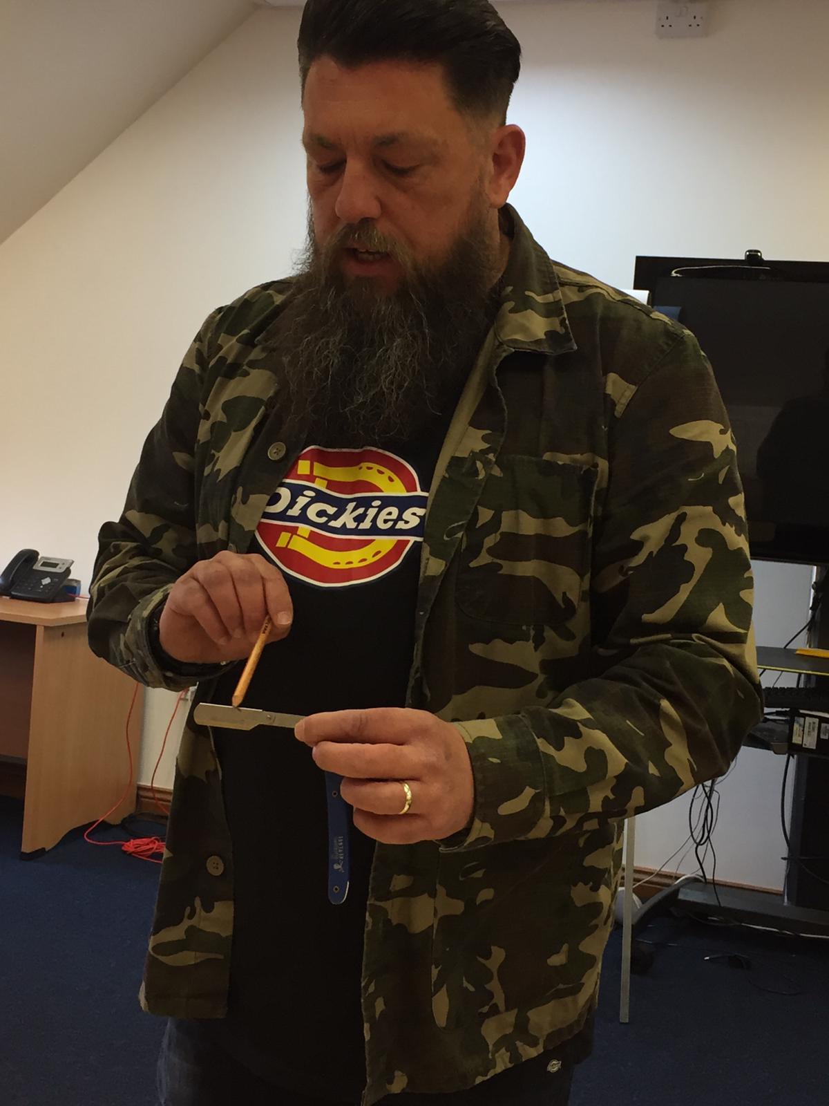 Liam demonstrating razor technique